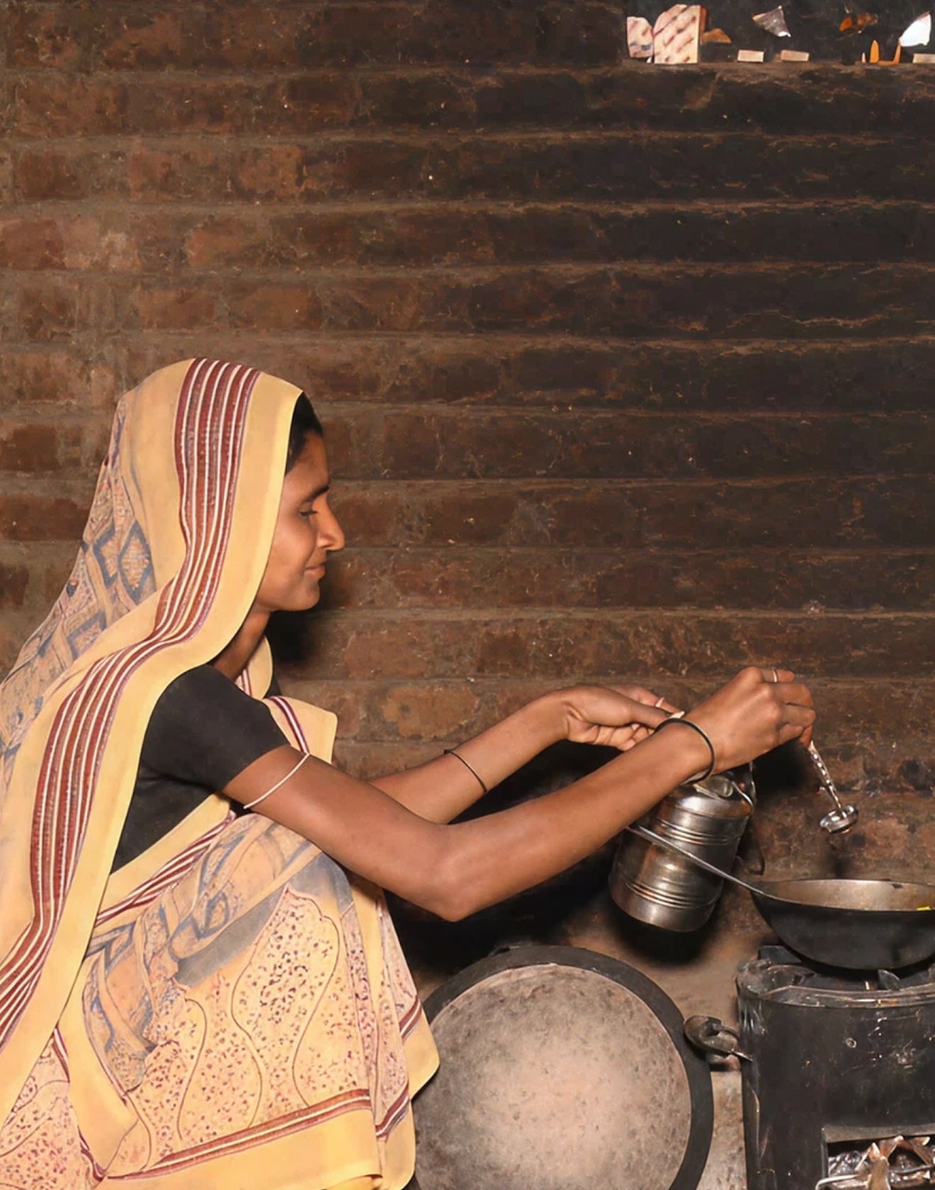 Improved cookstoves worldwide – for better health and cleaner air